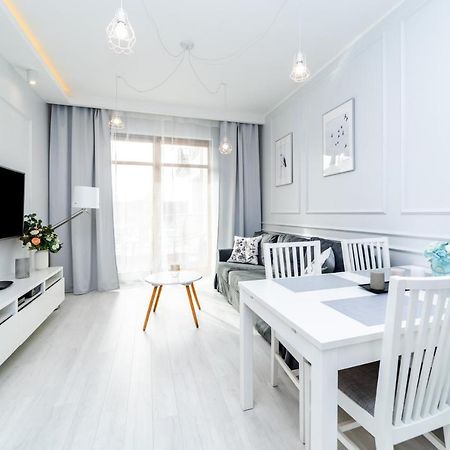 Bright - Neptun Park By Oneapartments Gdansk Ngoại thất bức ảnh