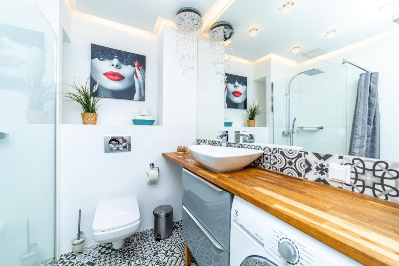 Bright - Neptun Park By Oneapartments Gdansk Ngoại thất bức ảnh